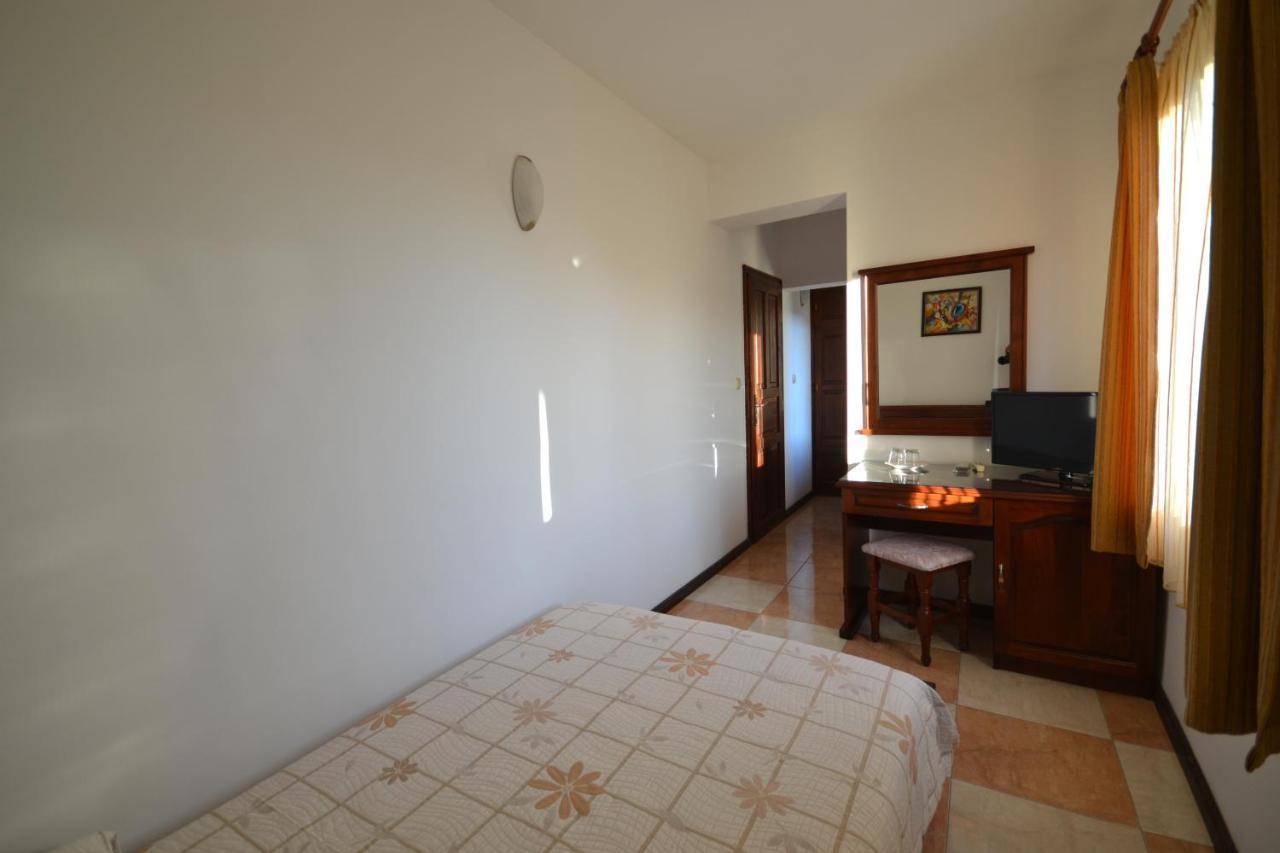 More Family Hotel Sozopol Luaran gambar