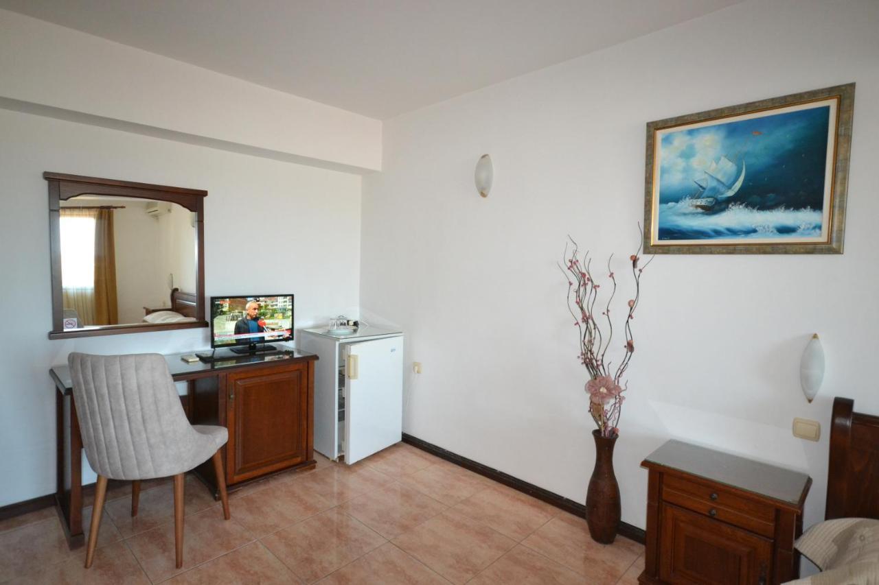 More Family Hotel Sozopol Luaran gambar