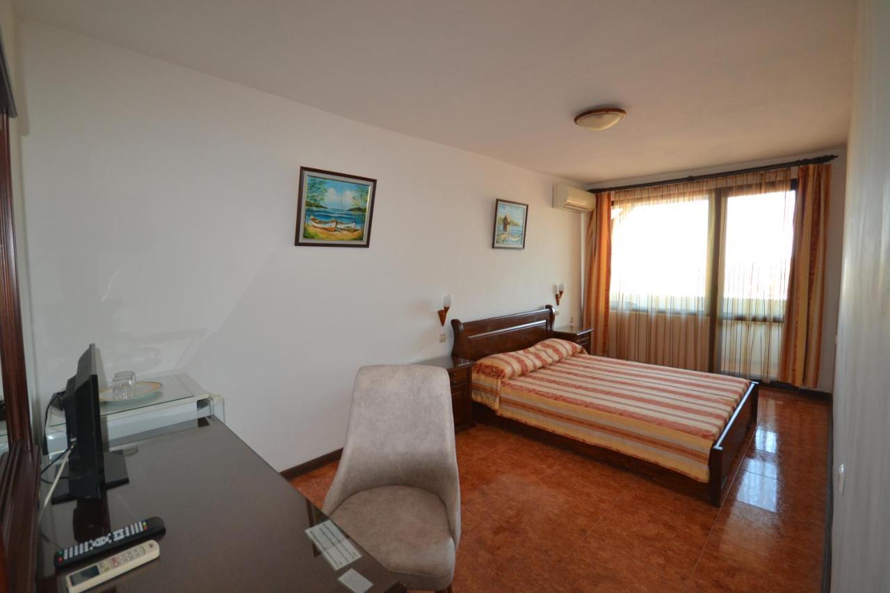 More Family Hotel Sozopol Luaran gambar