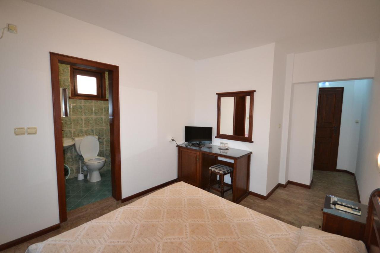 More Family Hotel Sozopol Luaran gambar