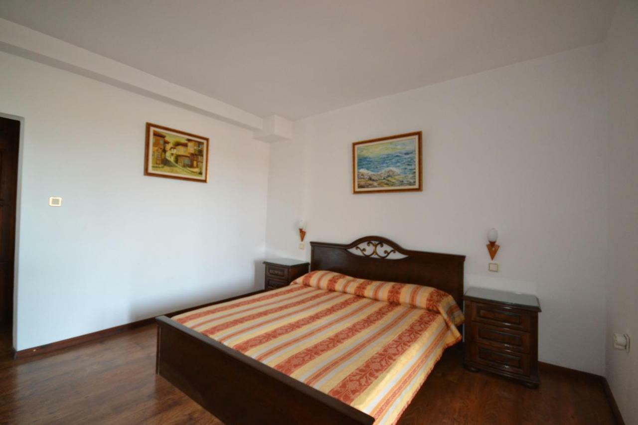 More Family Hotel Sozopol Luaran gambar